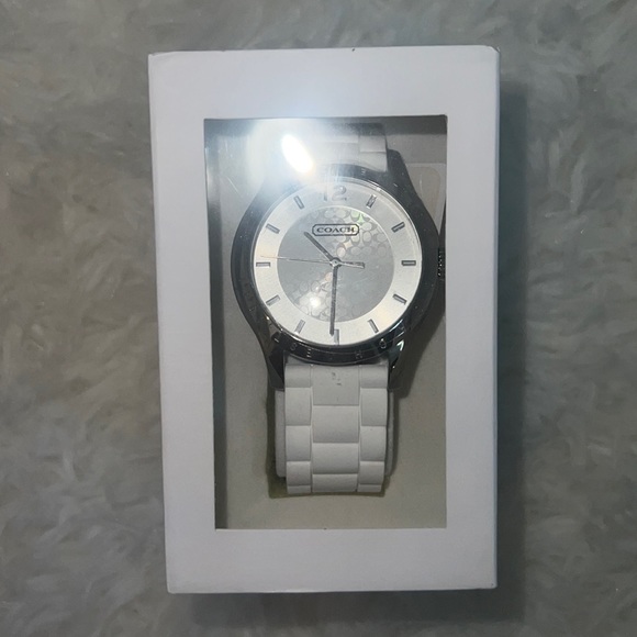Coach watch- white, in box, never opened. - Picture 2 of 5